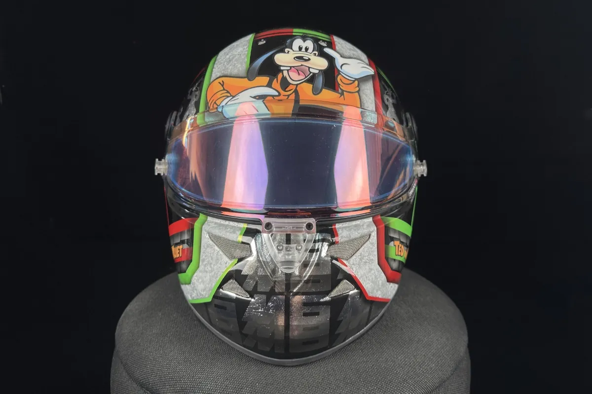 Custom helm · Goofy