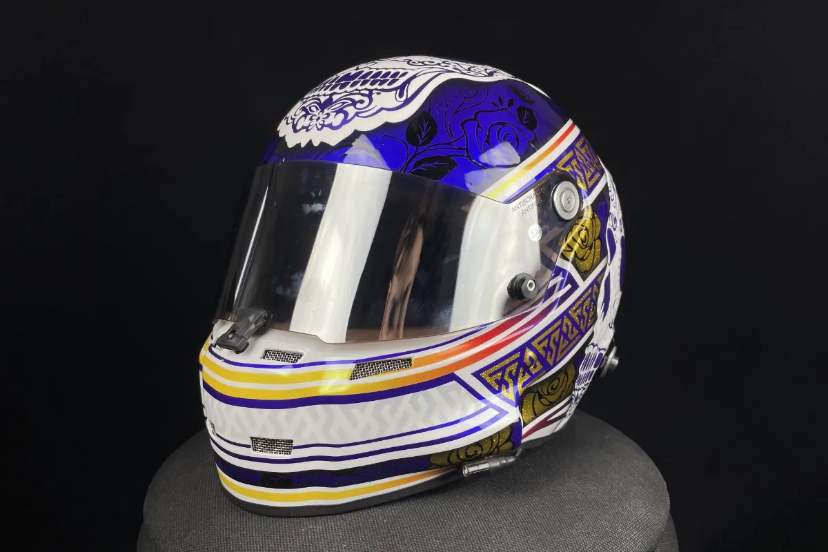 Custom helm · Skull