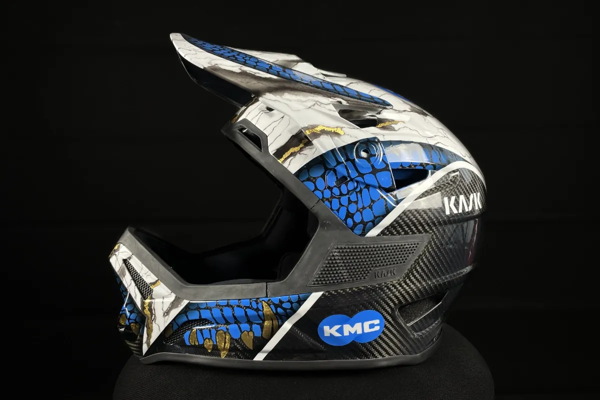 Custom helm · Downhill Croc