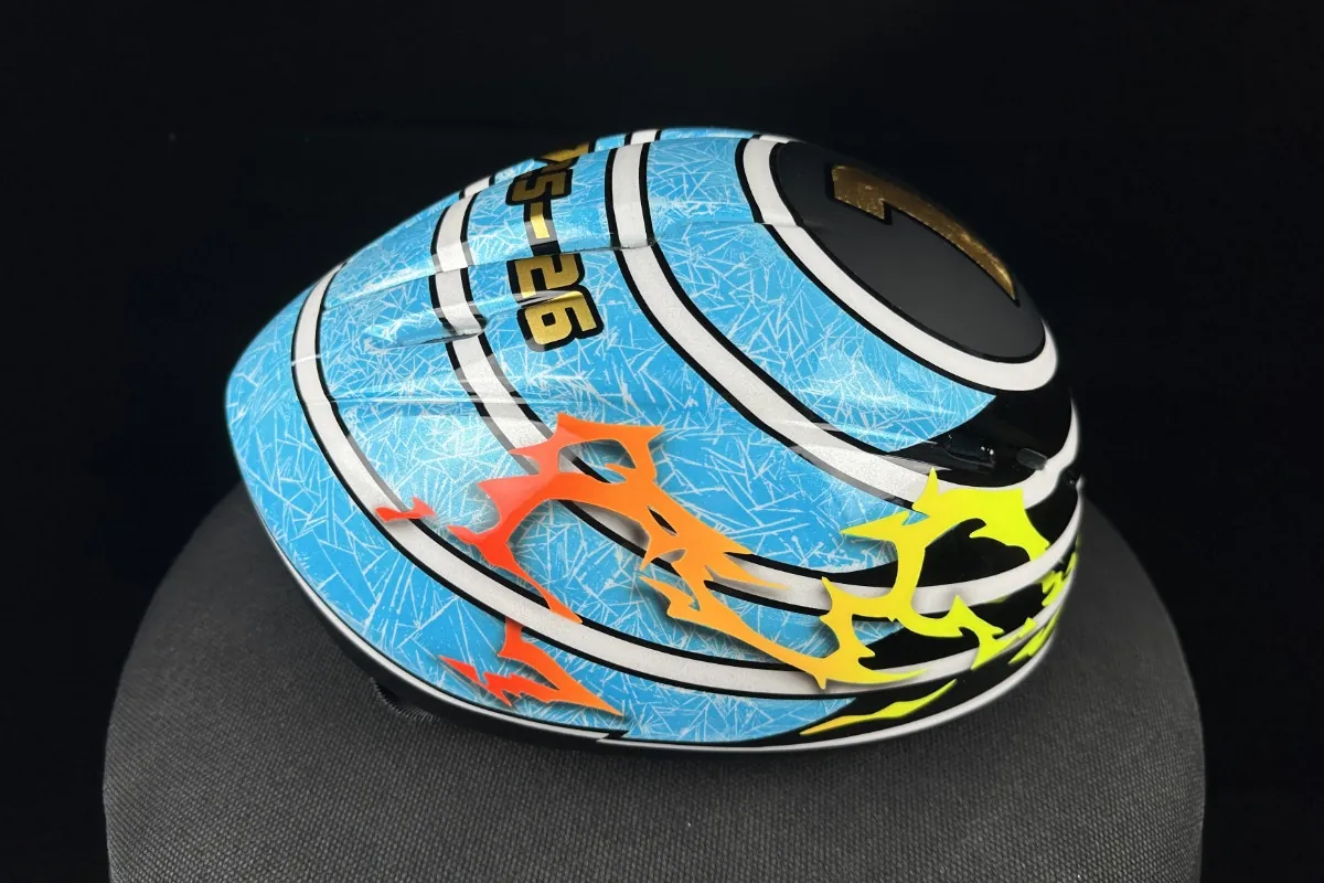Crystal Globe 25/26 · detail 2