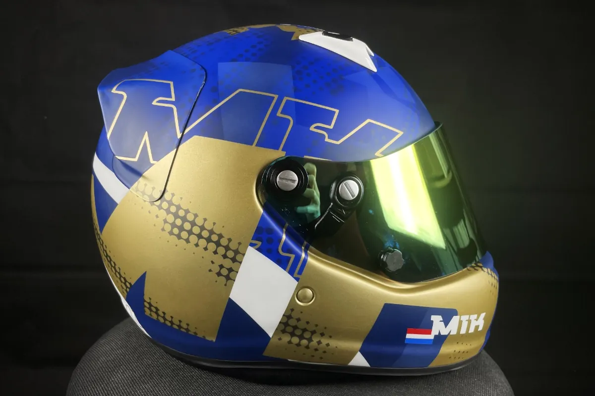 Mik · detail 3