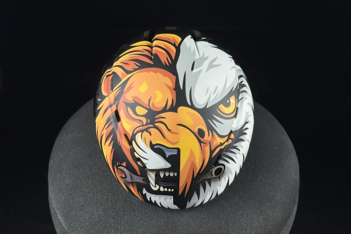 Lion Eagle · detail 4